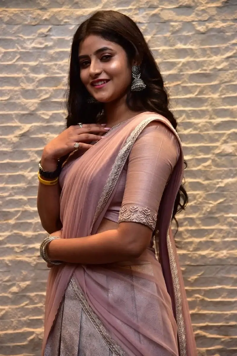 TELUGU ACTRESS SANCHITA BASHU IN PINK SAREE AT MOVIE PRE RELEASE EVENT 6